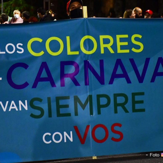 desfile 081